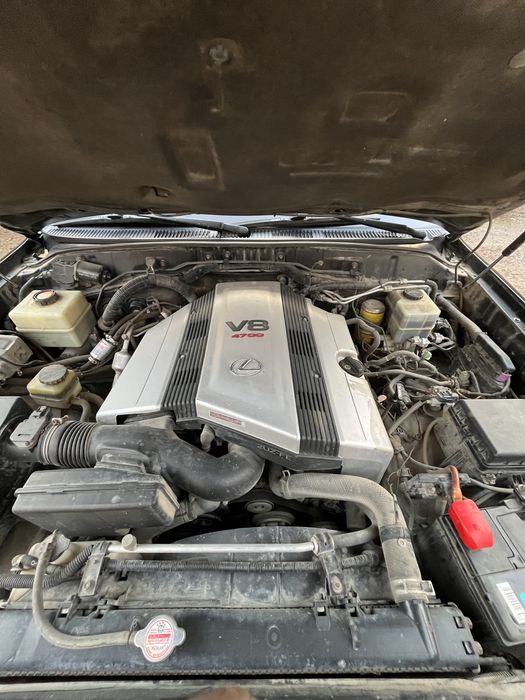 Продам Lexus LX470