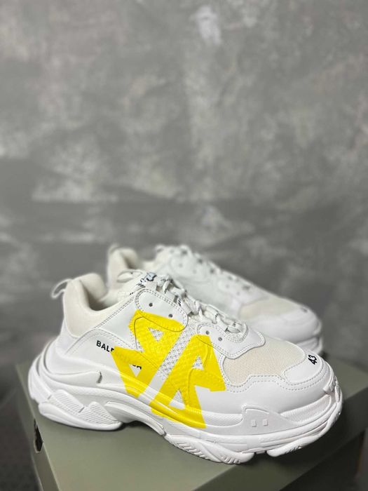 Adidasi Balenciaga Triple S Calitate Premium