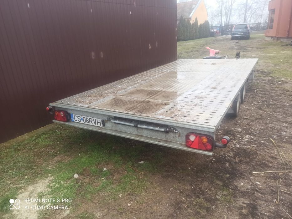 Platforma auto 2700kg detarată la 2000