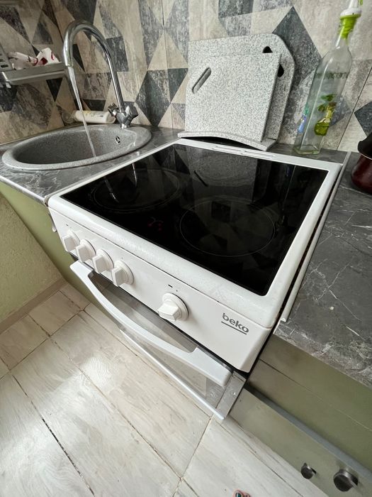 4-ех комфорочная   плита панель