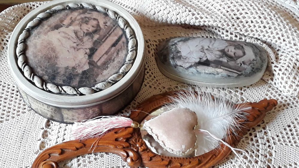 Cutie de bijuterii , casetă din lemn , handmade