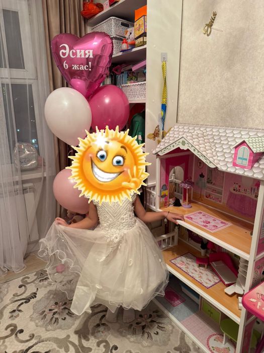 Домик кукольный. 3-7 лет.  В отл состояний