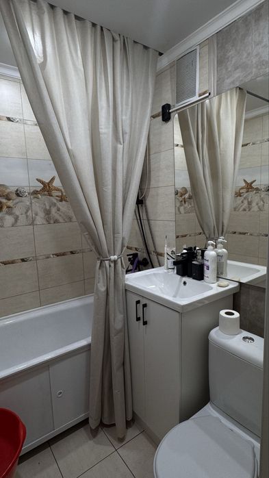 Продается дом в центре города . Момышулы 11