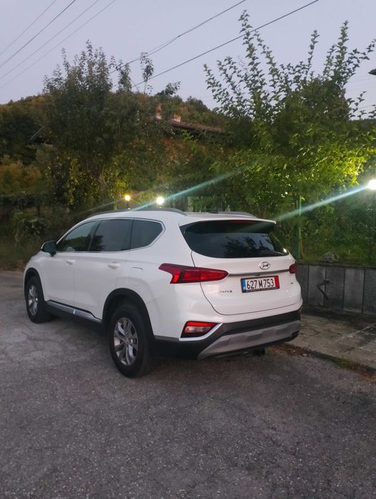 Продавам Хюндай Санта Фе 2019 година нов внос
