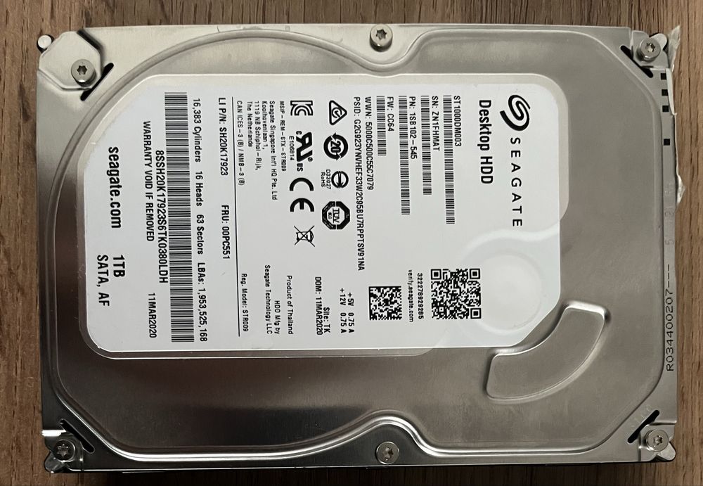 Продам жесткий диск HDD Seagate 1 Tb