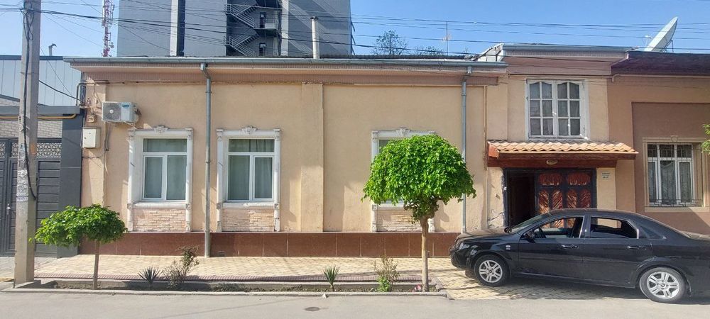 Продается участок Чиланзар на спорттоварах.  Ховли сотилади Чилонзорда