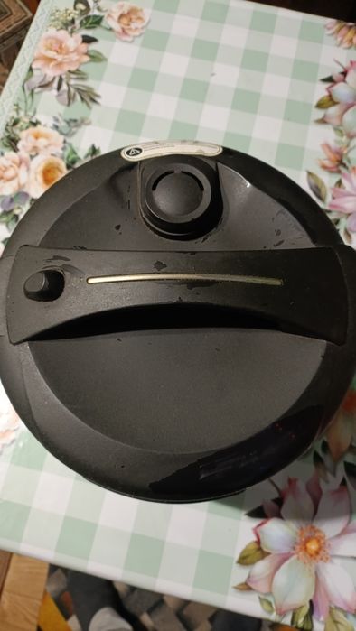 Мультиварка  rebmond