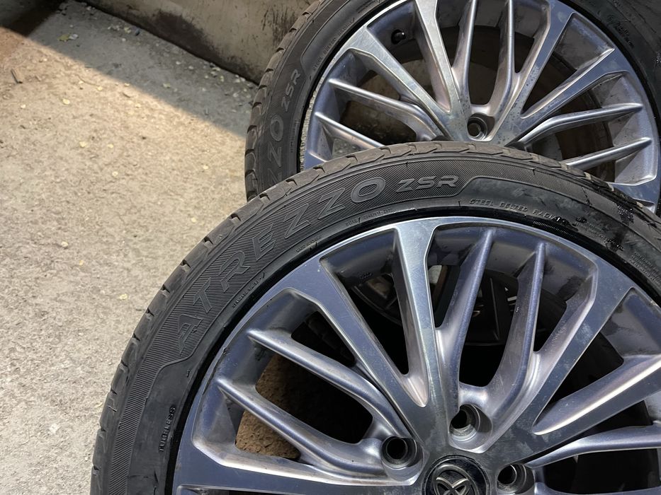 Камри 70 R18 комплект Оригинал