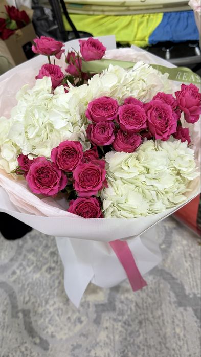 Букеты свежие, разные есть