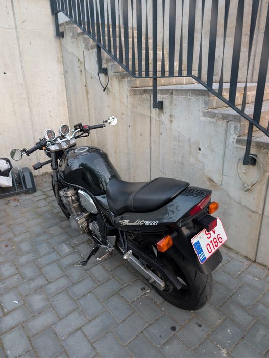 Vând Suzuki bandit 600