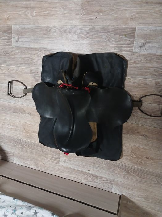 Продам кавалерийское седло