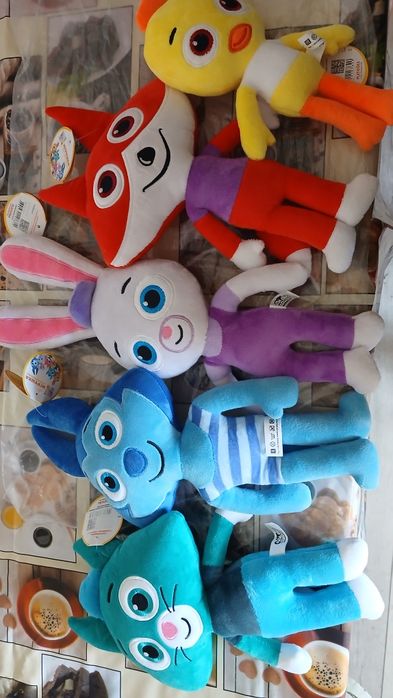 Продам мягкие игрушки героев Цветняшки