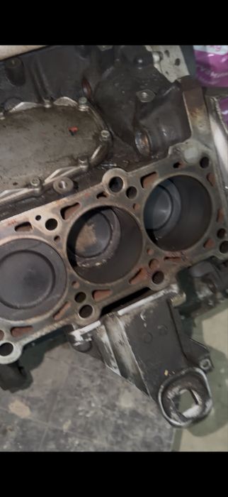 Запч асти от ауди с4 2.8