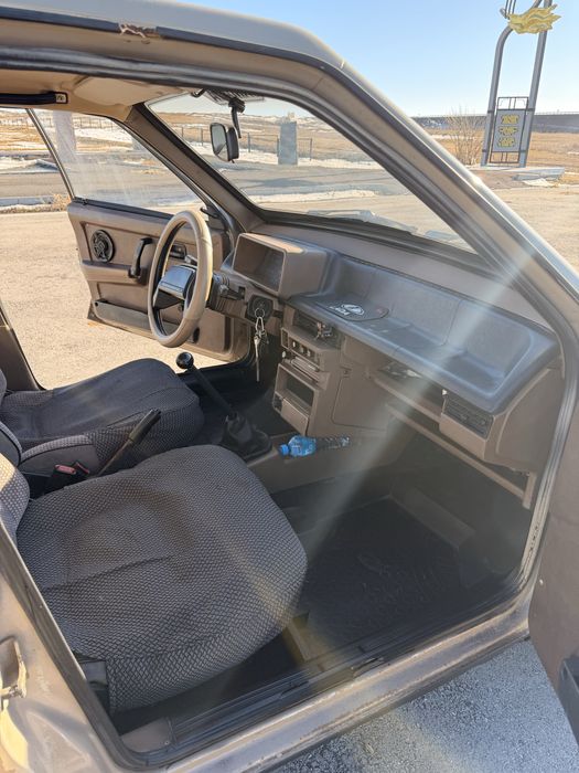 Продам ваз 2109.