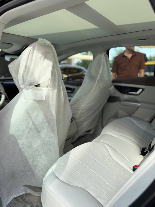 Mersedec Benz EQE 500 Lakshri