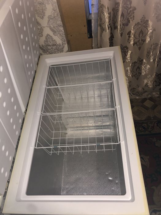 Морозильник Midea 295 л экономичный