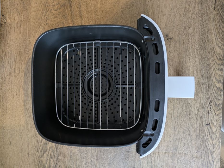 Продавам Xiaomi Smart Air Fryer Pro 4L – като нов