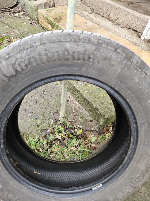 Vand 4 anvelope vara Continental 215 65/R17 V