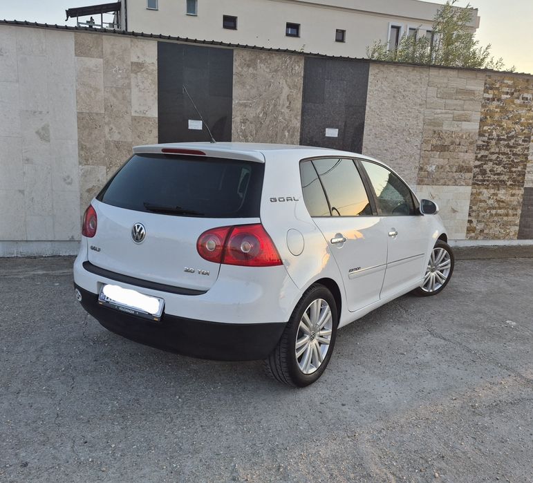 Volkswagen golf 5 // 2.0 diesel  2008//Stare impecabila
