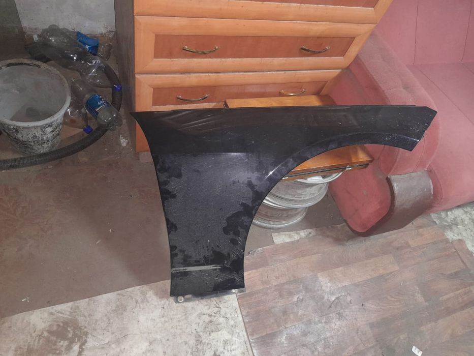 Продам крыло правая