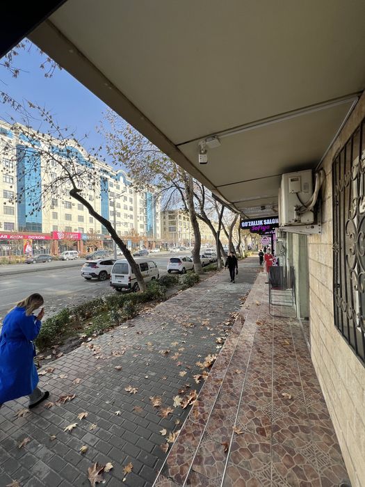 Вокзалда бозорни тугрисида 2 хоналик под бизнес квартира сотаман