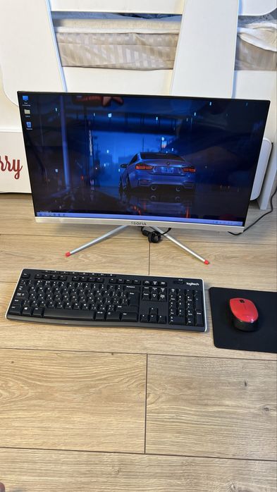 Моноблок iSofia 24” | Core i5 | 8GB | SSD 256GB | Logitech