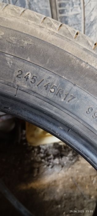 Продам резину 245/45 R17