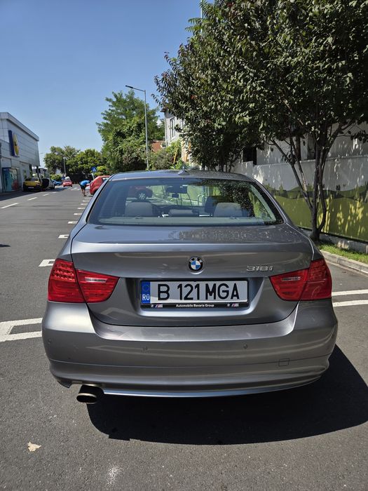 BMW Seria 3 2010 — imagine 3