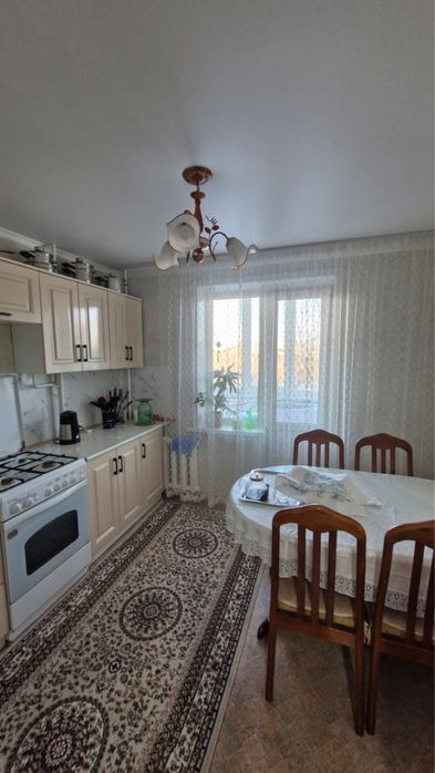 2 комнт, 4/5, район 17 шк.