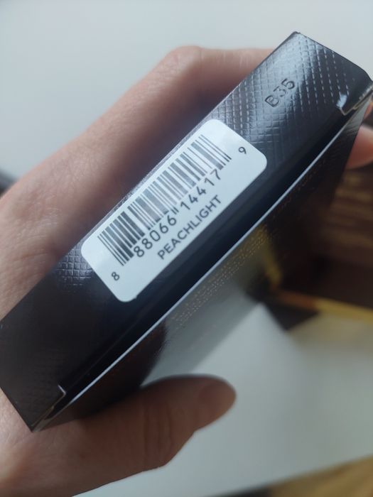 Tom Ford хайлайтер Peachlight