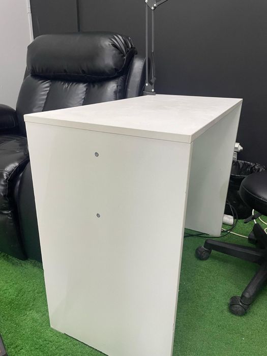 Мебель для салонов красоты