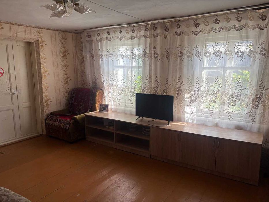 Продается 4-х комнатный дом в Военном городке