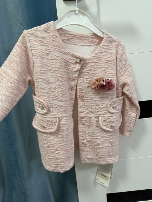 Продам новый жакет для девочек