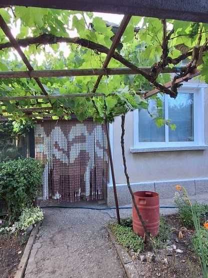 Реновирана къща в Кардам