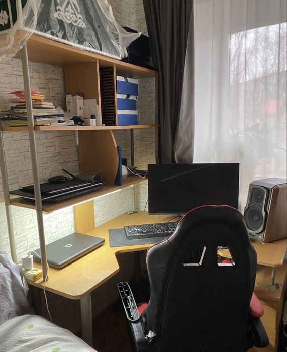 Компьютерный стол