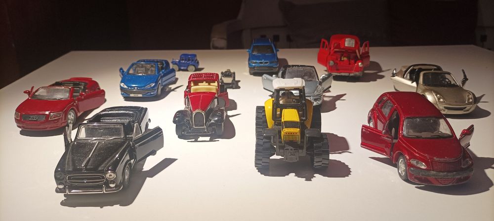 колекция метални колички