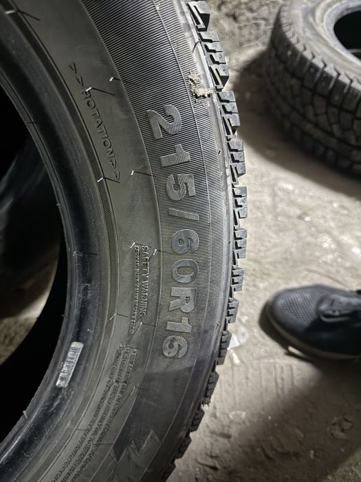 Продам Зимние шины 215/60/16