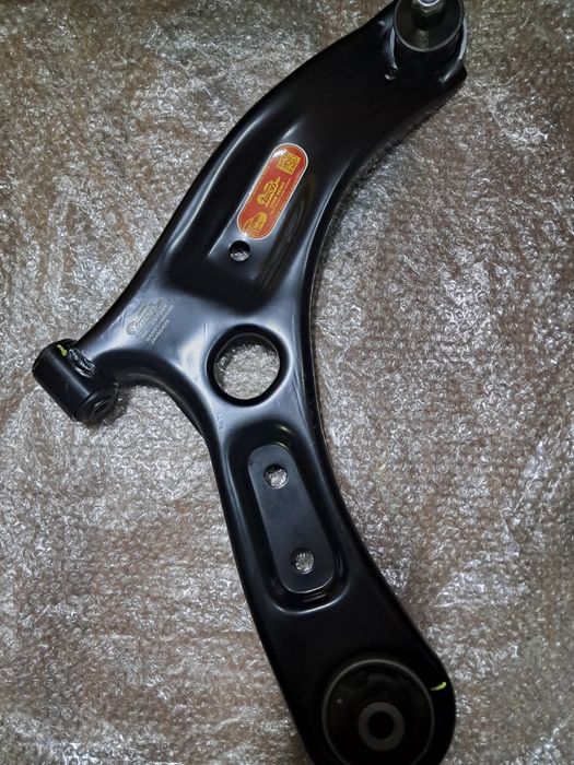 Рычаг передний левый правый Kia Optima