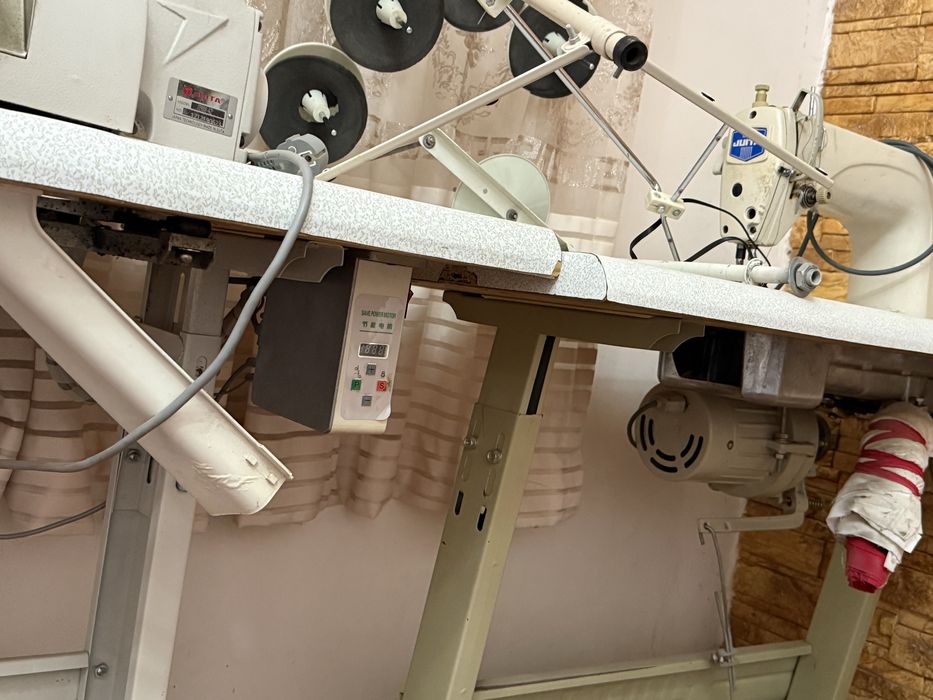 Juitta tikuv mashinasi averlogi bn sotiladi ( kop ishlatilmagan)