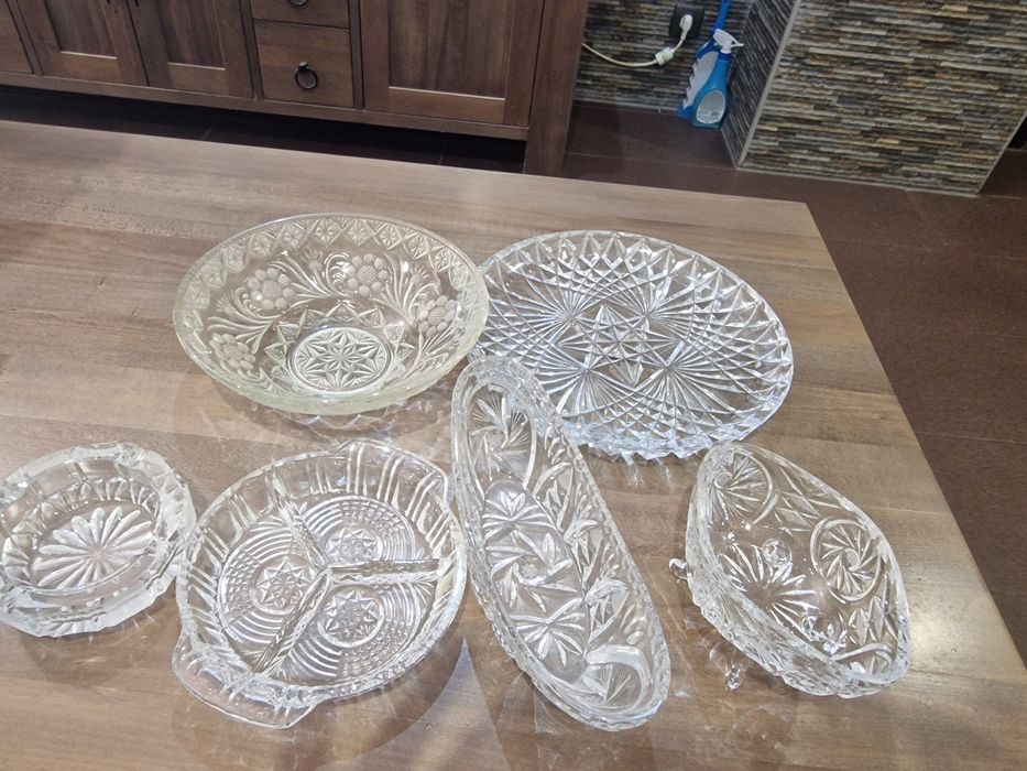 Продавам кристална посуда