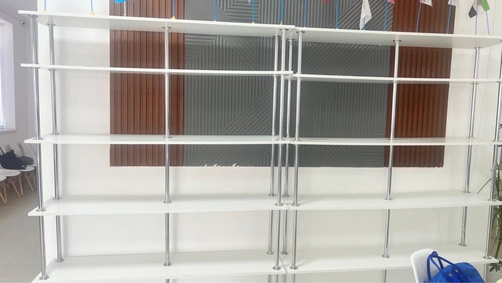 Продается шкаф и полки стеллажи