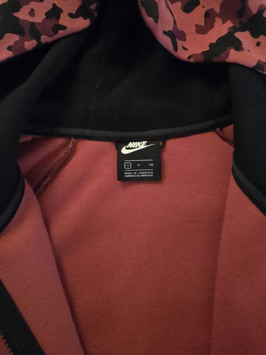 Trening Nike Tech Fleece Red Camo