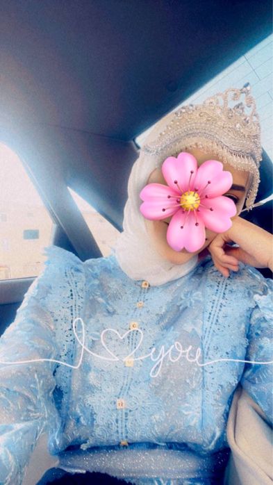 Вечерняя платье и красивая рубашка по 50.000