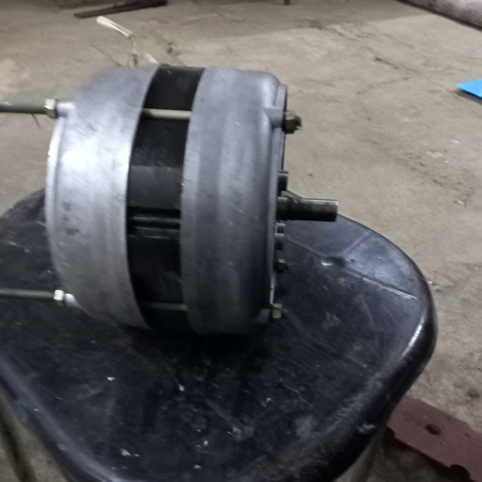 Продаю двигатель от алматинки в рабочем состояний