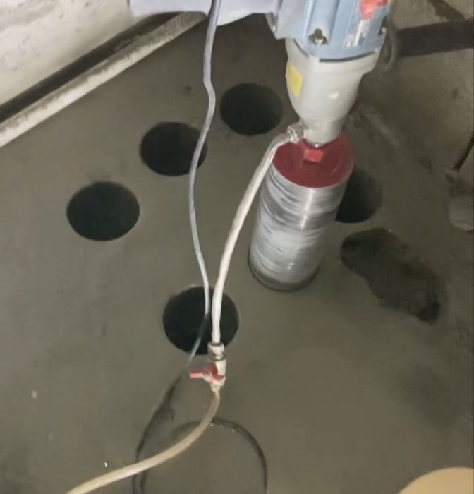 Алмазное сверление отверстий