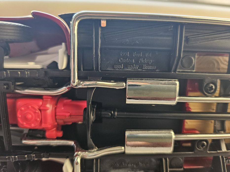 Danbury Mint scara 1/24 Ford F150 Custom