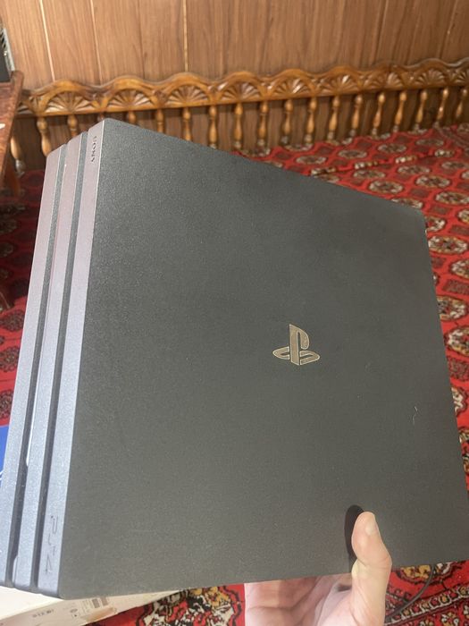 Playstation 4 Pro 1tb Sotiladi