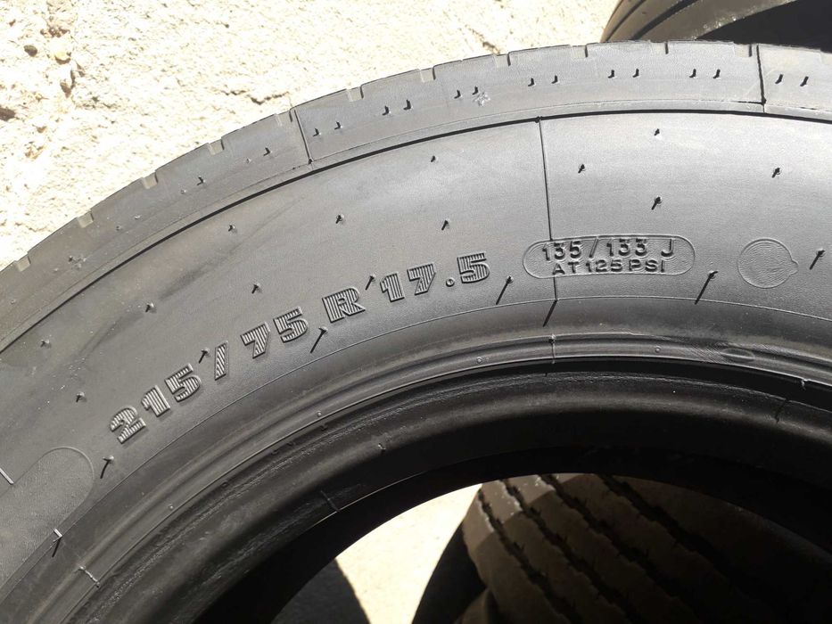 1 гумa за ремарке R17.5 215/75 Michelin Remix XTE 2+ 135/133J DOT2521