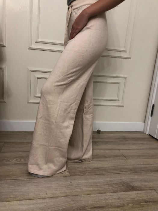 Брюки трикотажные