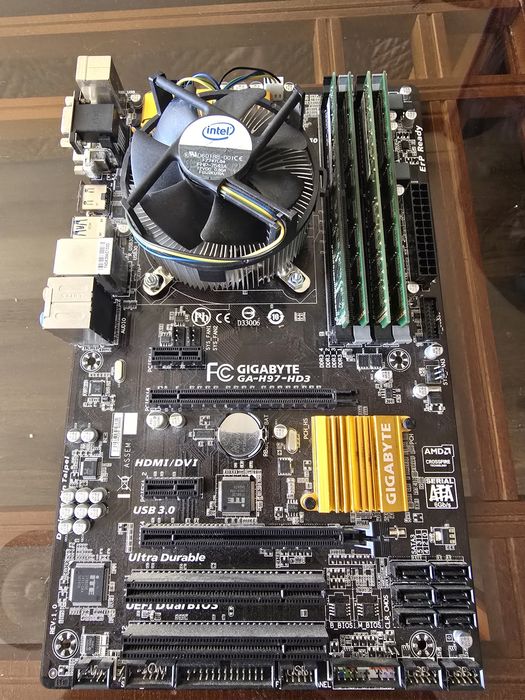 Геймърски комплект Gigabyte H97 + i5-4690K+12 рам